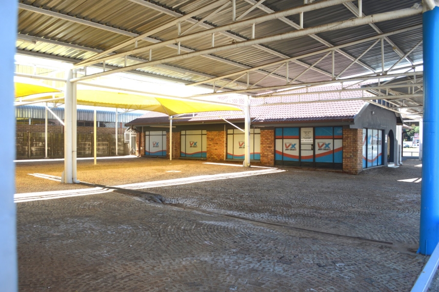 Commercial Property for Sale in Collerville North West